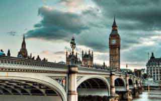 运营同事悄悄说：你以为51视频网站只是界面不同？其实字幕节拍才是关键